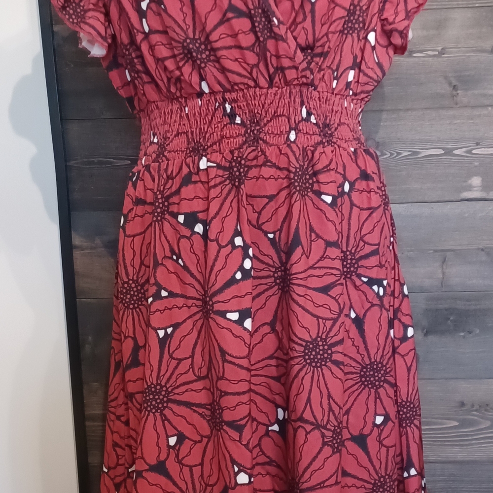 SHEIN Red Floral Smocked Dress